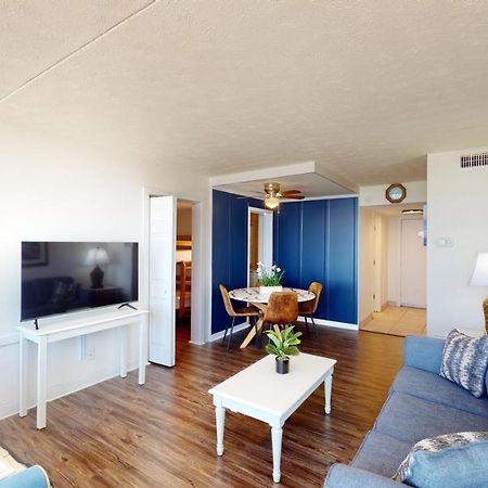 Willow Bay 704 Oceanfront Suite, Renovated Spring 2023 Desirable Golden Mile Location マートルビーチ エクステリア 写真