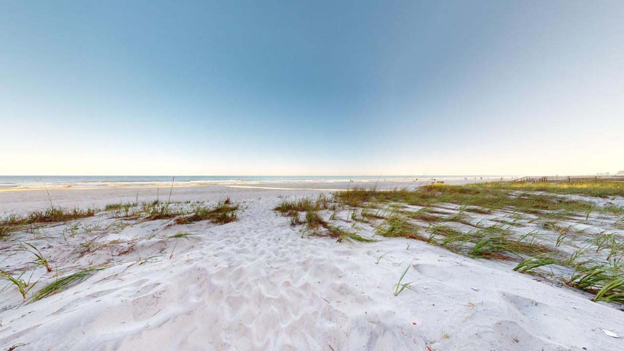 Willow Bay 704 Oceanfront Suite, Renovated Spring 2023 Desirable Golden Mile Location マートルビーチ エクステリア 写真